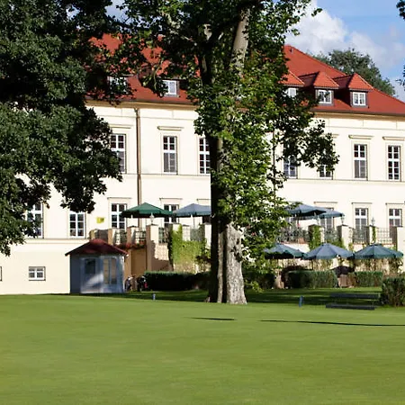 Schloss Teschow 4*